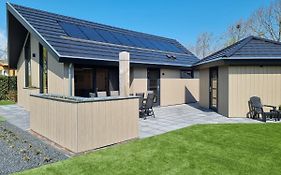 Chalet Aan De Oosterschelde Met Airconditioning!